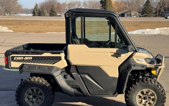 2023 Can-Am Defender Limited HD10