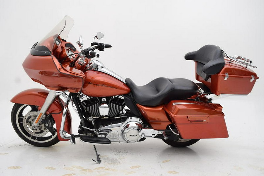 2011 Harley-Davidson® FLTRX - Road Glide® Custom