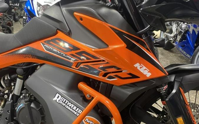 2021 KTM Adventure 890