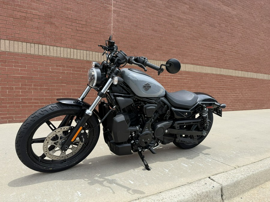2026 Harley-Davidson® Nightster® Dark Billiard Gray