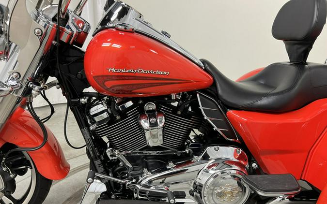 2017 Harley-Davidson Trike Freewheeler (FLRT)