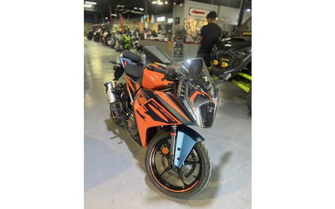 2023 RC390 - KTM