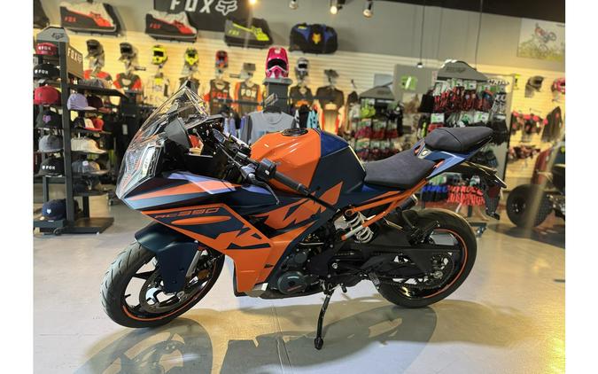2023 RC390 - KTM