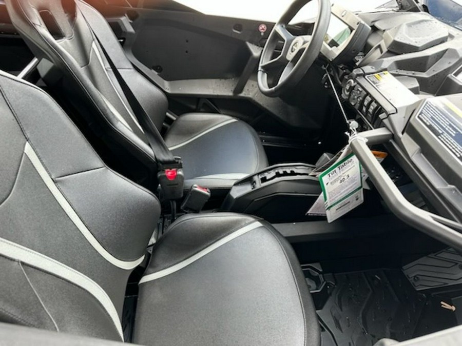 2026 Can-Am Commander MAX XT 1000R