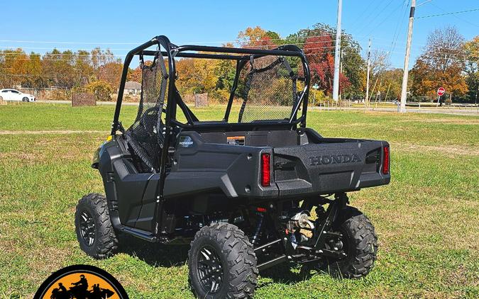 2026 Pioneer 700 Deluxe - Honda