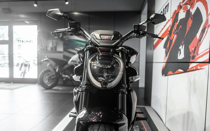 2026 Ducati XDiavel V4
