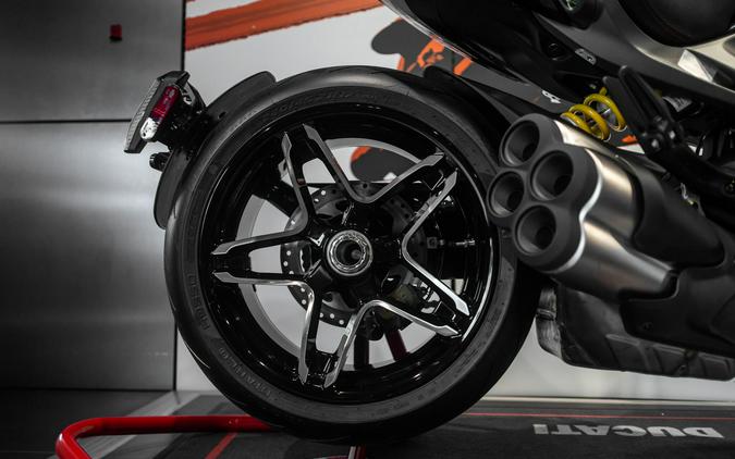 2026 Ducati XDiavel V4