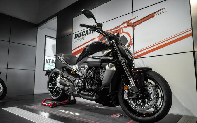 2026 Ducati XDiavel V4