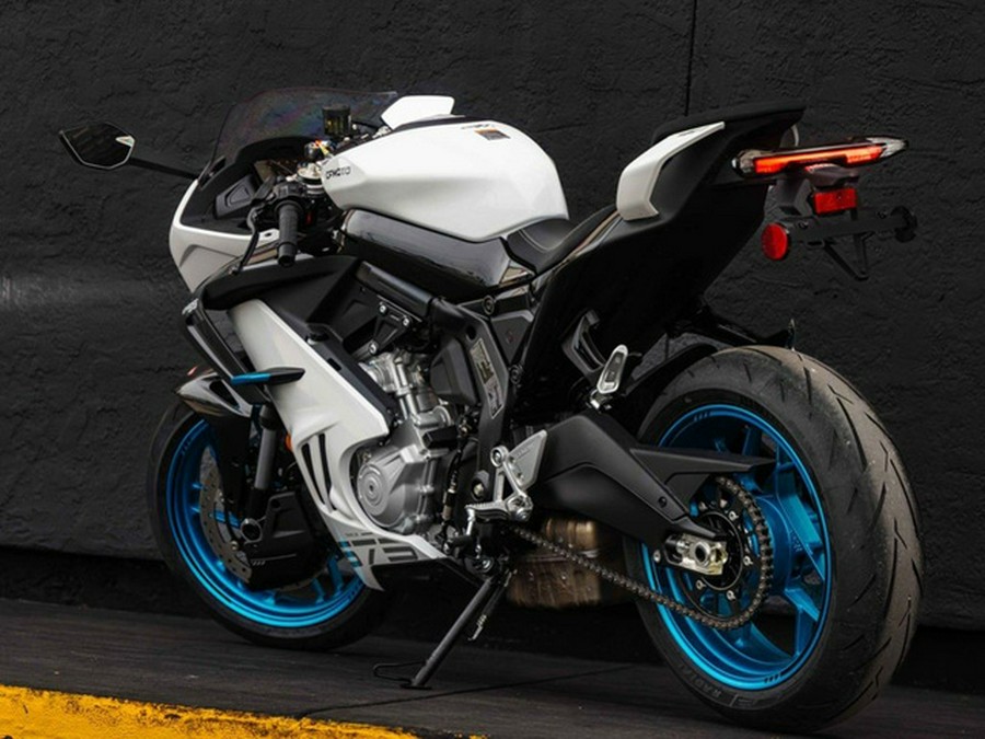 2026 CFMOTO SS 675