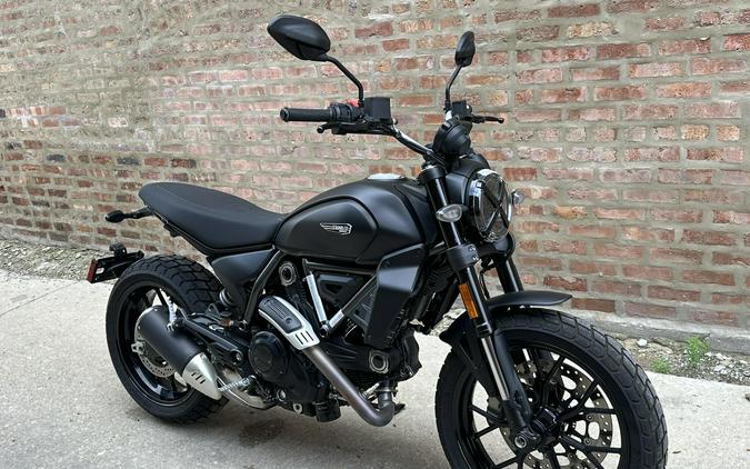 2025 Ducati Scrambler Icon Dark
