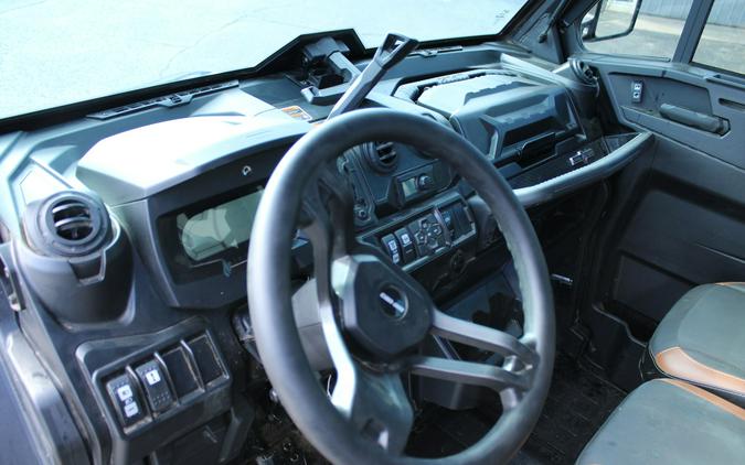2024 Defender MAX Lone Star CAB - Can-Am