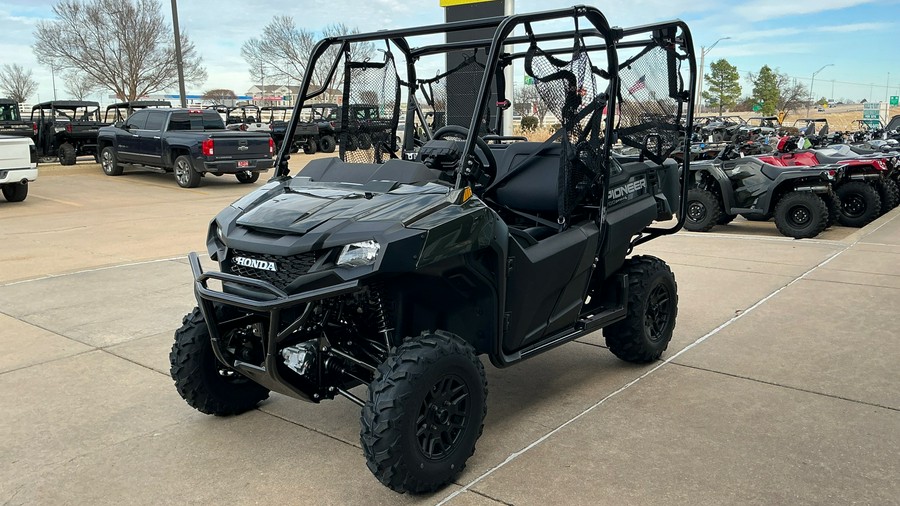 2026 Honda Pioneer 700-4 Deluxe