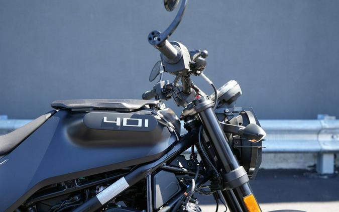 2023 Husqvarna® Svartpilen 401