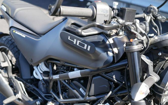 2023 Husqvarna® Svartpilen 401