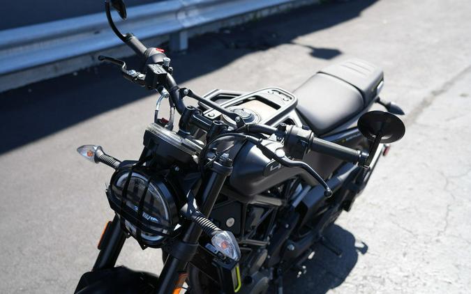 2023 Husqvarna® Svartpilen 401