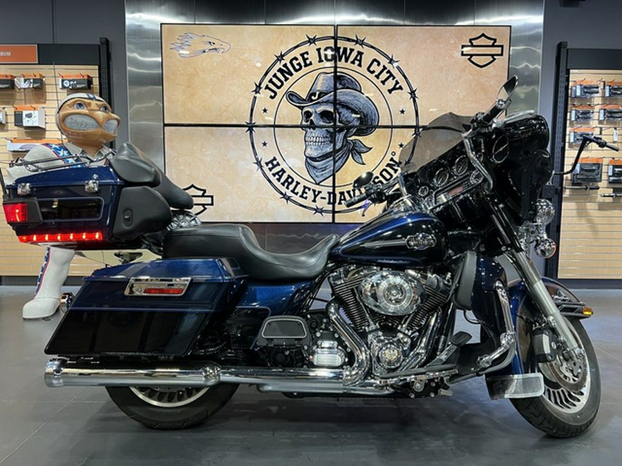 2012 Harley-Davidson FLHTCU - Electra Glide Ultra Classic