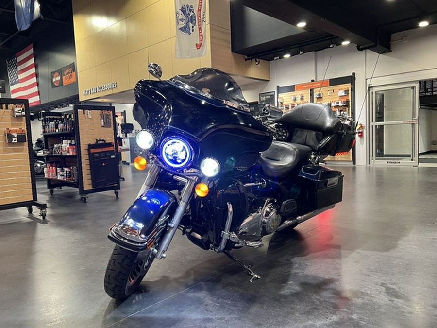 2012 Harley-Davidson FLHTCU - Electra Glide Ultra Classic