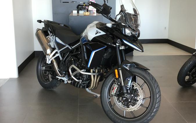 2026 Triumph Tiger 900 Alpine Edition