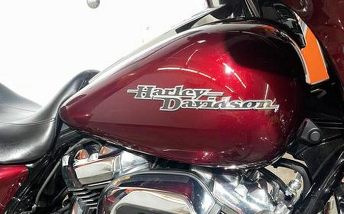 2017 Harley-Davidson® FLHXS - Street Glide® Special