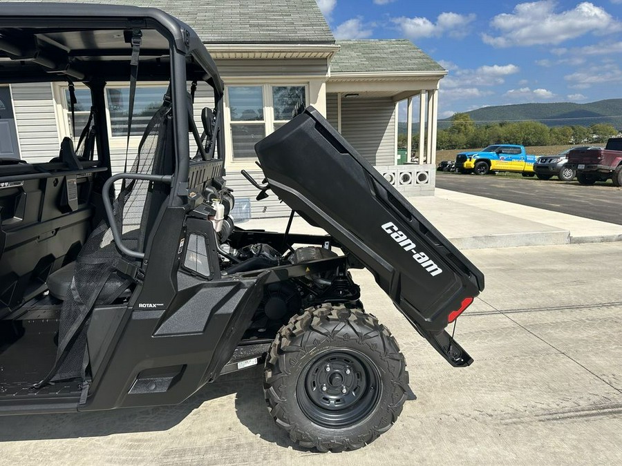 2023 Can-Am® SSV DEF MAX BASE 62 HD7 GN 23