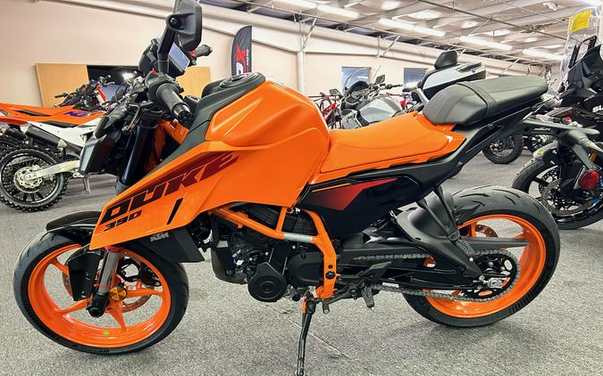 2024 KTM Duke 390