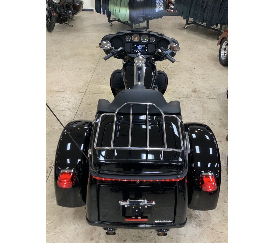 2021 Harley-Davidson Tri Glide Ultra Black