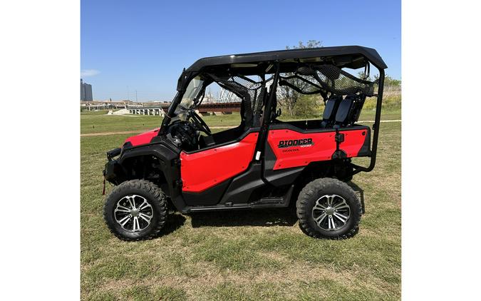 2016 Pioneer 1000-5 Deluxe - Honda