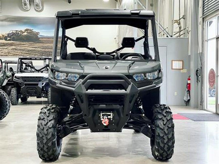 2023 Can-Am Defender XT HD10