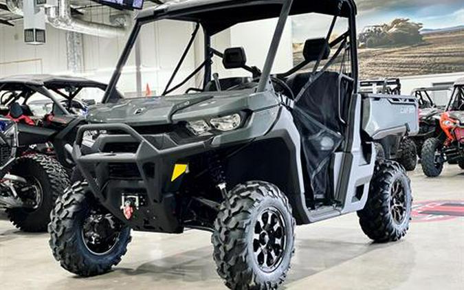 2023 Can-Am Defender XT HD10