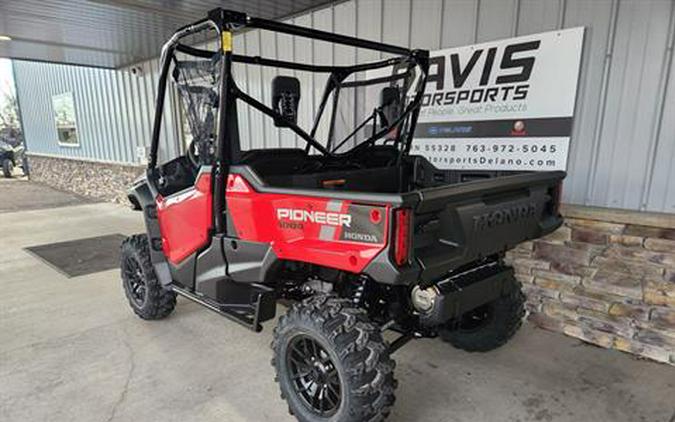 2025 Honda Pioneer 1000 Deluxe
