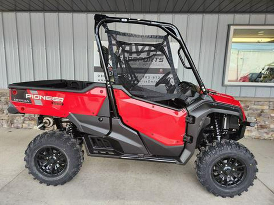 2025 Honda Pioneer 1000 Deluxe