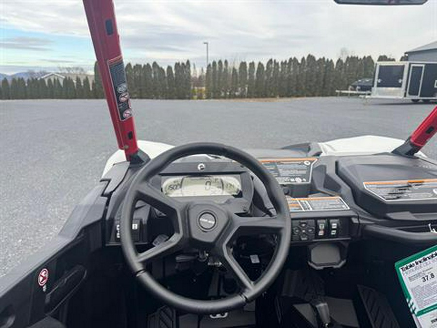 2026 Can-Am Maverick Sport X RC