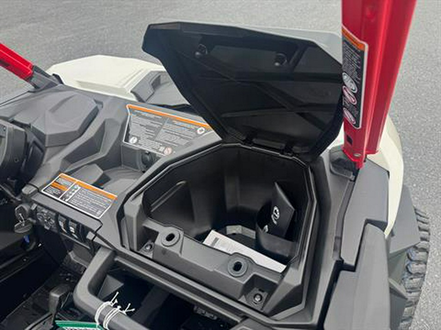 2026 Can-Am Maverick Sport X RC