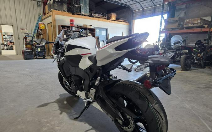2026 Honda CBR1000RR Base