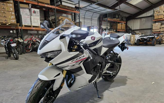 2026 Honda CBR1000RR Base