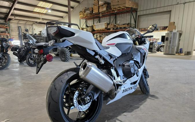 2026 Honda CBR1000RR Base