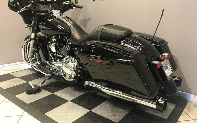 2019 Harley-Davidson® FLHX - Street Glide®