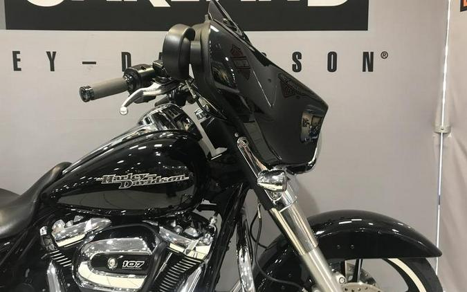 2019 Harley-Davidson® FLHX - Street Glide®