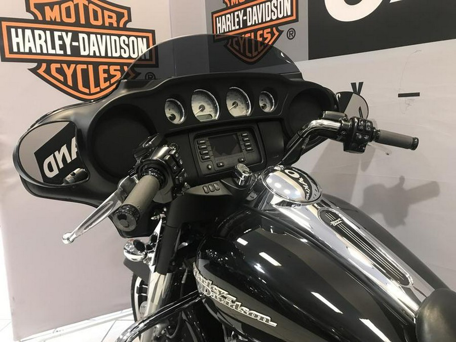 2019 Harley-Davidson® FLHX - Street Glide®