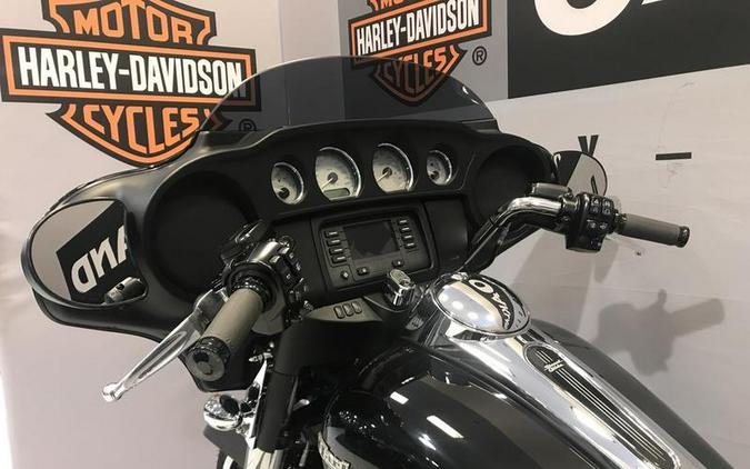 2019 Harley-Davidson® FLHX - Street Glide®