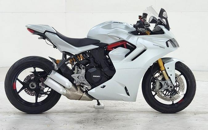 2023 Ducati SuperSport 950 S Arctic White
