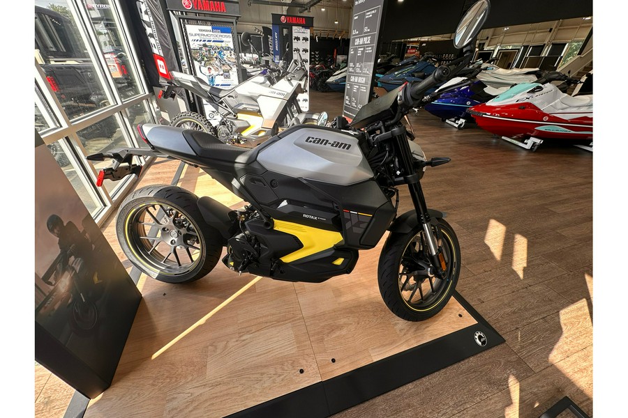 2025 Can-Am Pulse '73