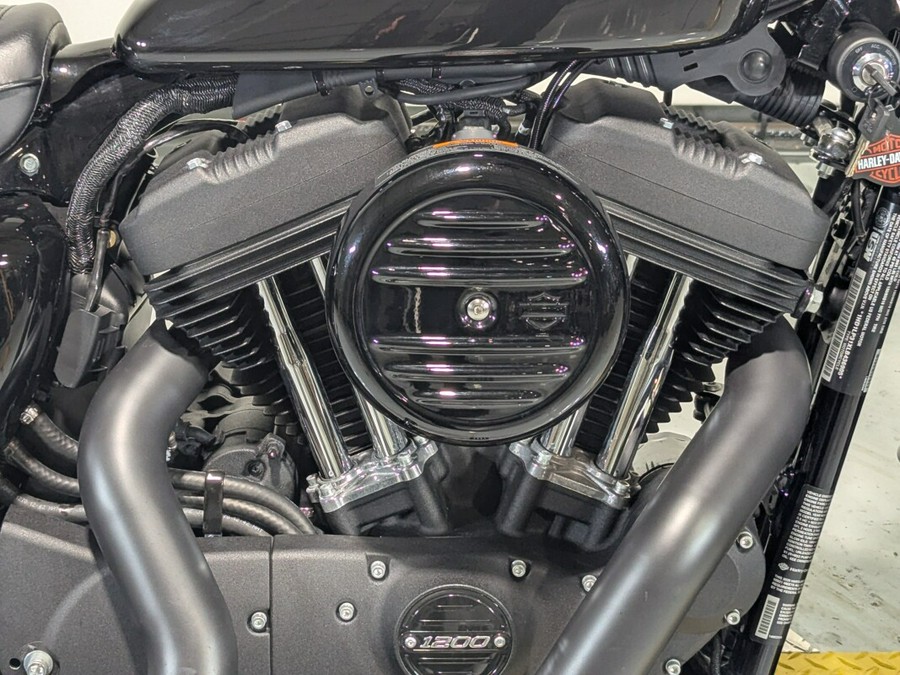 2020 Harley-Davidson® Iron 1200™ Vivid Black