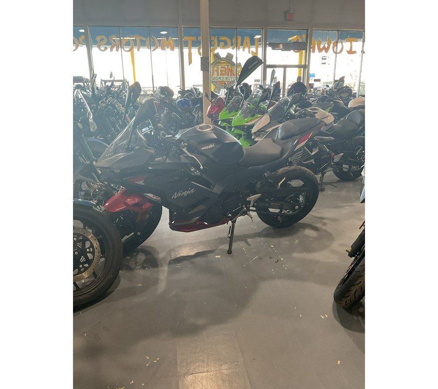 2026 Kawasaki Ninja 500 ABS