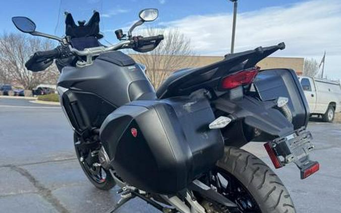 2022 Ducati Multistrada V4S Aviator Grey / Alloy Wheels