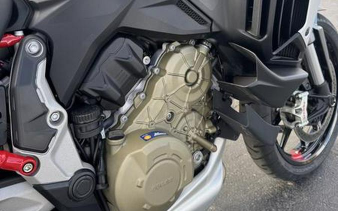 2022 Ducati Multistrada V4S Aviator Grey / Alloy Wheels