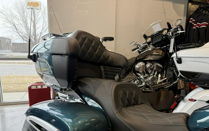 2026 Indian Motorcycle Pursuit® Limited® with 112