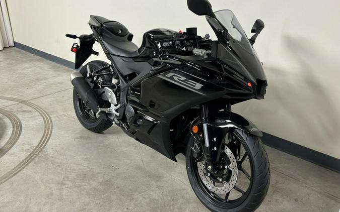 2026 Yamaha YZF R3 (YZFR3ATB)