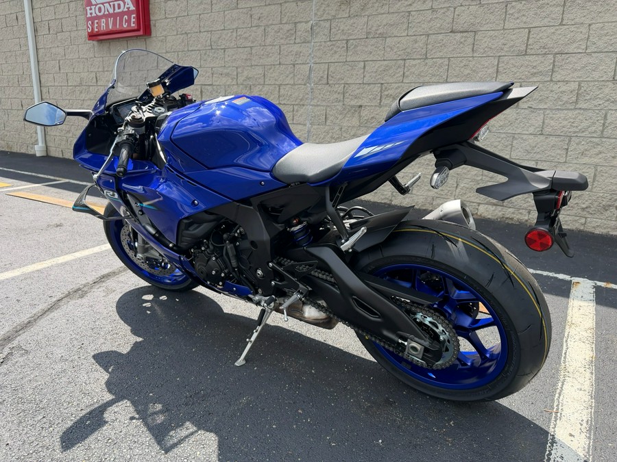 2026 Yamaha YZF-R1