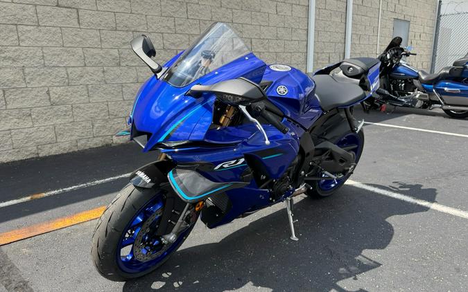 2026 Yamaha YZF-R1